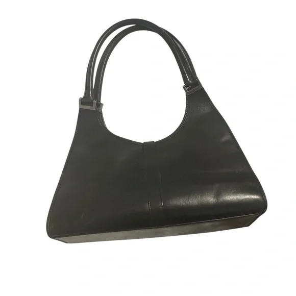 Gucci Black Leather Shoulder Bag with Silver Hardware - Picture 3 of 11